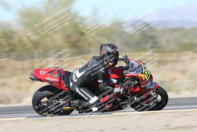 media/Dec-04-2025-Racers Edge (Thu) [[5ebc9f124d]]/3-B Group/5-Session 2 Turn 2 inside Speed Pans/